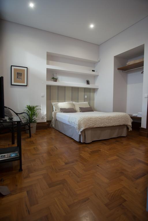Nidos Accommodation Gaia *